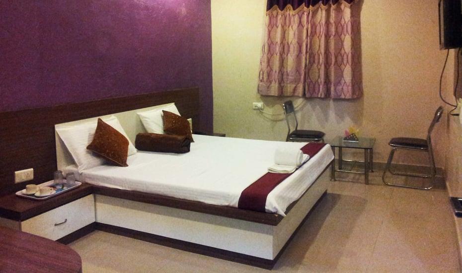 Hotel Pakeeza อัจเมอร์ ภายนอก รูปภาพ