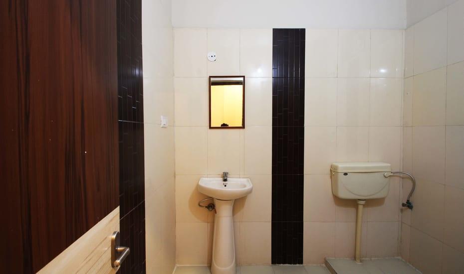 Hotel Pakeeza อัจเมอร์ ภายนอก รูปภาพ